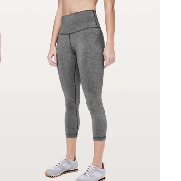 Lululemon Wunder Under High Rise Crop Size6 Heathered Black Luxtreme - Picture 1 of 12